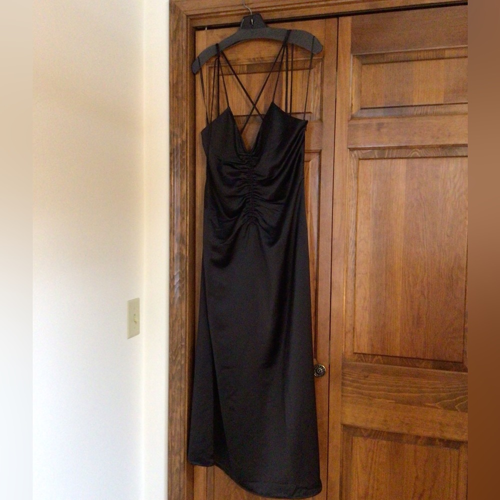 NEW Jason Wu Black satin ruched front low back midi dress size large - Picture 2 of 6